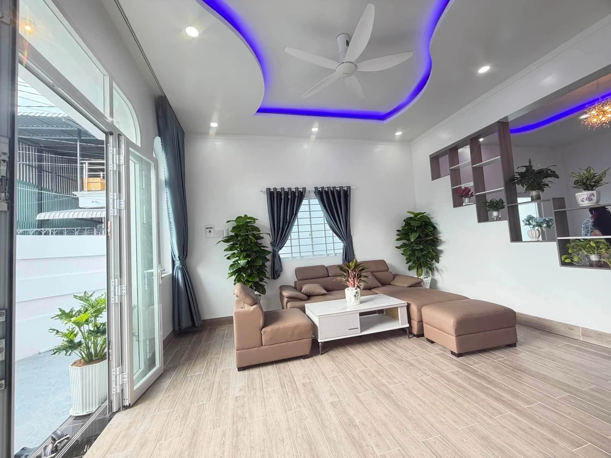 Nhà bán 3 phòng ngủ 122 m² gần Nguyễn Huệ 2,1 tỷ - Ảnh thu nhỏ 3