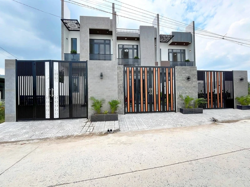 Bán nhà phố 115m2, 3 phòng ngủ Mỹ Hạnh Bắc, Đức Hòa, 2.8 tỷ