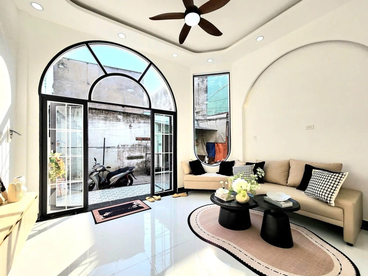 Bán nhà lô góc 3 tầng 50m2 khu Tên Lửa, Bình Tân - Ảnh 1