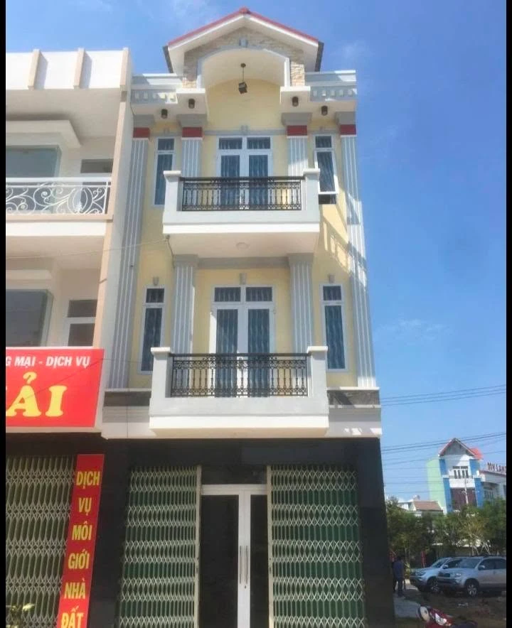 Bán nhà 3 tầng mặt tiền Hà Thành 1, 50m², 3.35 tỷ, Quận 1 - Ảnh 1