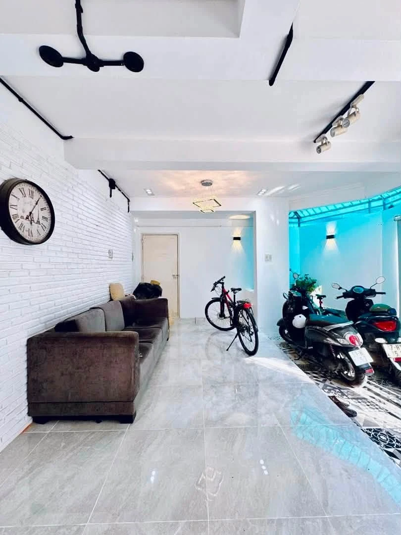 Bán nhà góc 5 tầng, 40.5m² - Phú Nhuận, 7 tỷ - Ảnh thu nhỏ 2