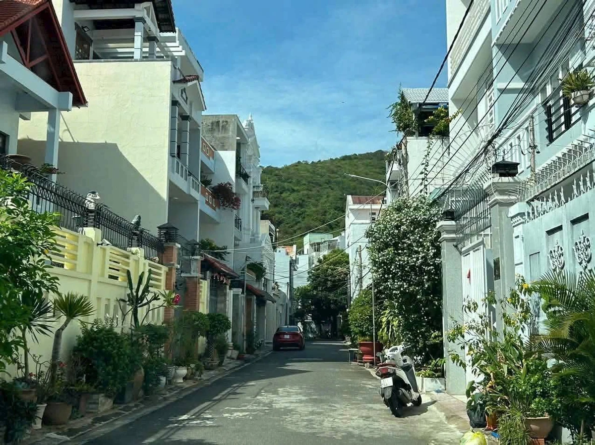Bán nhà 1 trệt 4 lầu 94m² Phan Chu Trinh Vũng Tàu 14 tỷ 950 - Ảnh 1