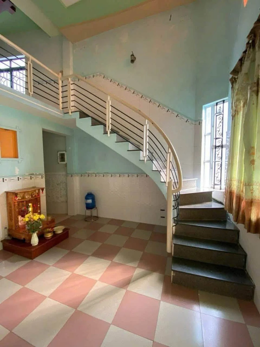 Bán nhà mặt tiền 2 tầng 85,7m² Quy Nhơn 2 tỷ - Ảnh thu nhỏ 2
