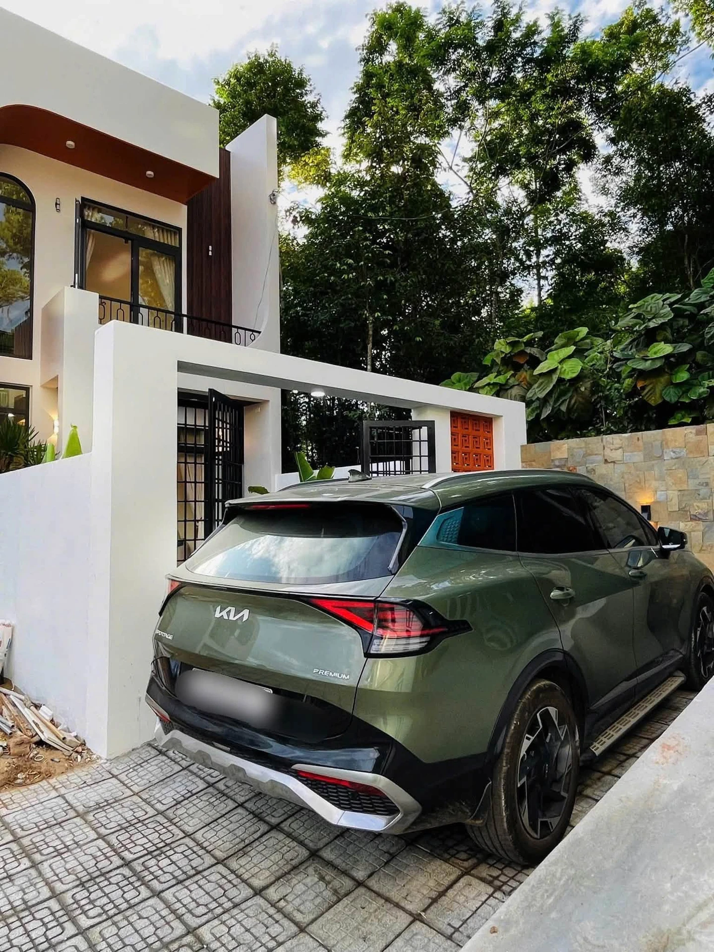 Bán nhà 2 tầng full nội thất 100m2 kiệt ô tô đường Lê Ngô Cát, Huế - Ảnh 1