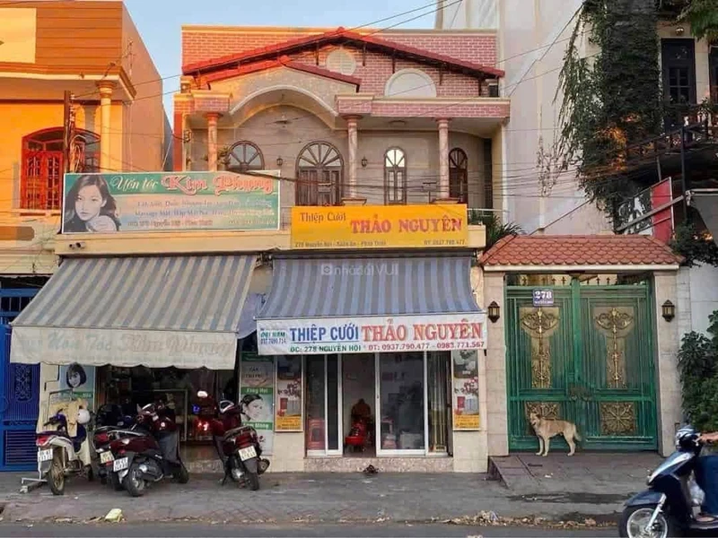 Bán nhà mặt tiền kinh doanh đường Nguyễn Hội, 214m2, giá 9,5 tỷ, Phan Thiết