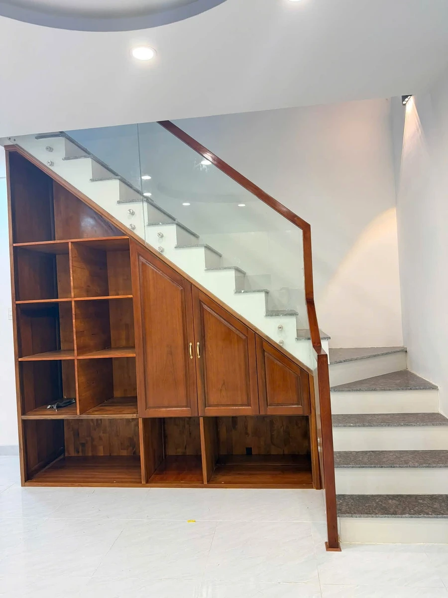 Bán nhà mặt tiền kinh doanh 87,4m2 Vạn Hoà, Nha Trang - Ảnh 1
