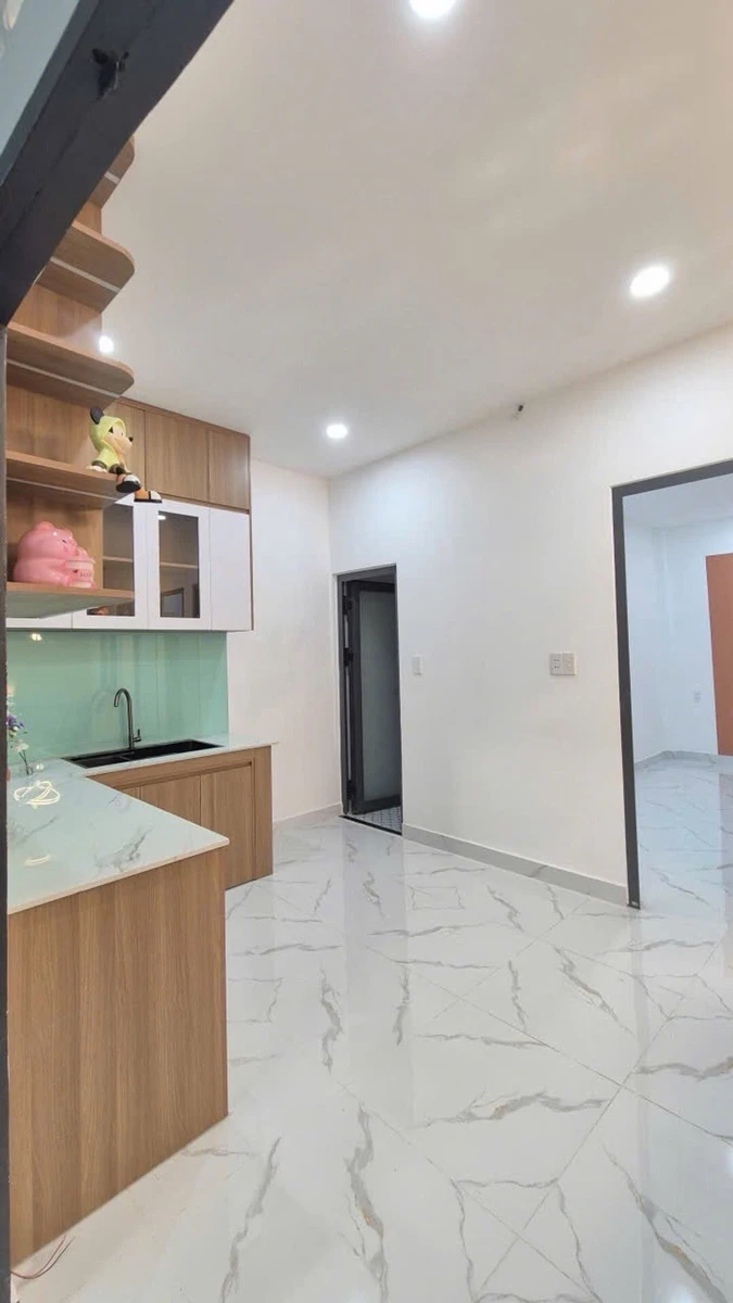 Bán nhà 2 tầng 5.5x9m sổ hồng riêng đường Tỉnh Lộ 10 gần Bà Hom giá 4,3 tỷ - Ảnh thu nhỏ 5
