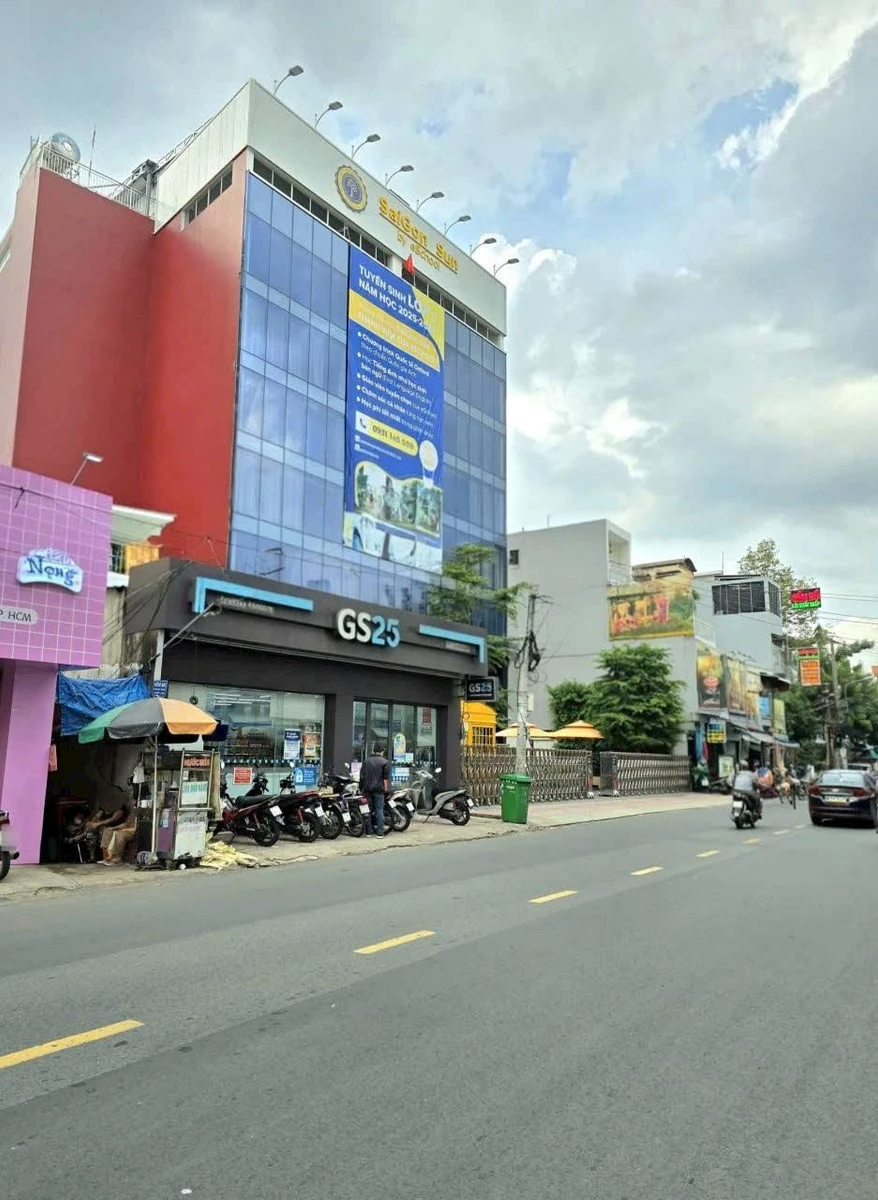 Bán tòa nhà văn phòng 8 tầng 888m2 góc 3 mặt tiền Lê Quang Định Bình Thạnh - Ảnh thu nhỏ 2