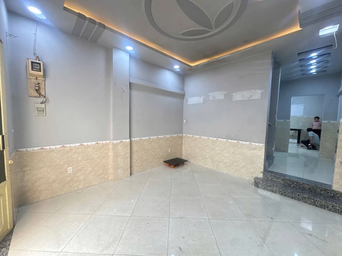 Bán nhà hẻm ô tô 5m, 2 tầng, 64m2 gần Emart Phan Huy Ích, Gò Vấp - Ảnh thu nhỏ 2