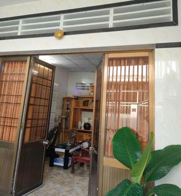 Bán nhà 3PN 2WC gác lửng Ninh Thạnh Tây Ninh, 95.7m2, 2 tỷ 90 bdsphumydong