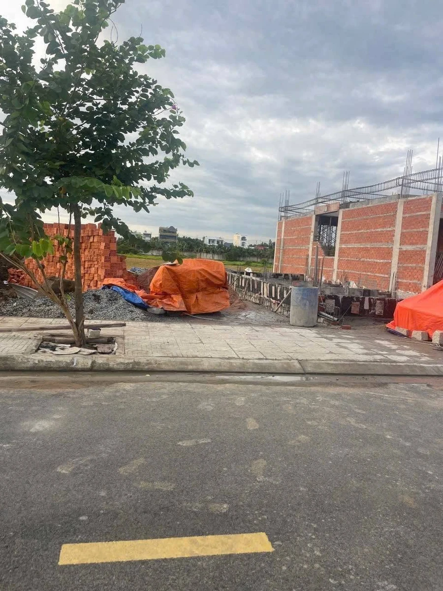 Bán lô đất 100m2 thổ cư khu tái định cư Hòa Long, TP Bà Rịa, giá khoảng 2 tỷ - Ảnh thu nhỏ 2
