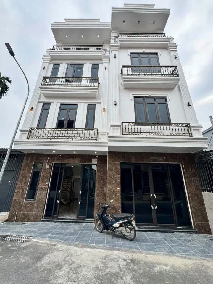 Bán nhà 4 tầng mặt đường 40m² gần chợ Hương, Hưng Đạo, Dương Kinh, Hải Phòng - Ảnh 1