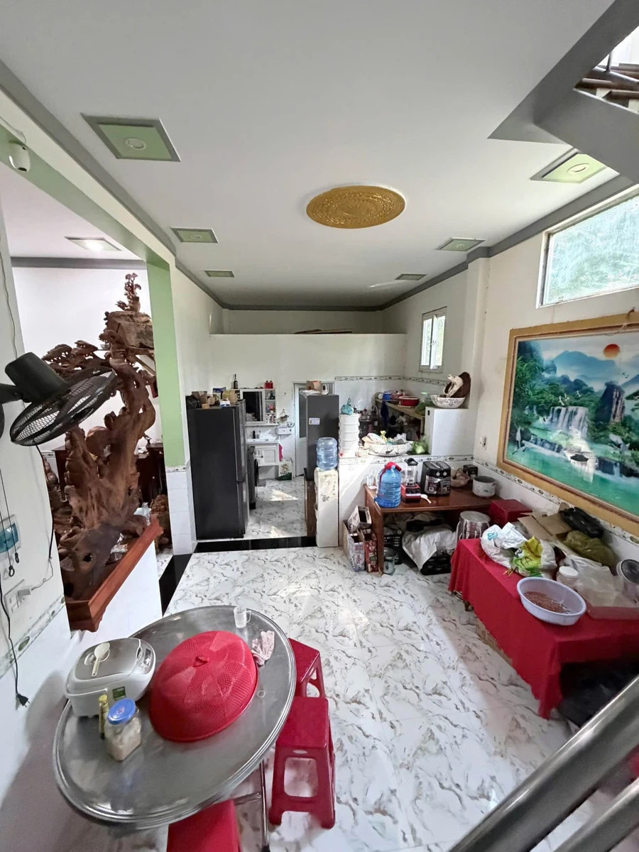 Bán nhà hẻm Hoàng Hữu Nam 210m2, 3 phòng ngủ, 3 tỷ - Ảnh thu nhỏ 2
