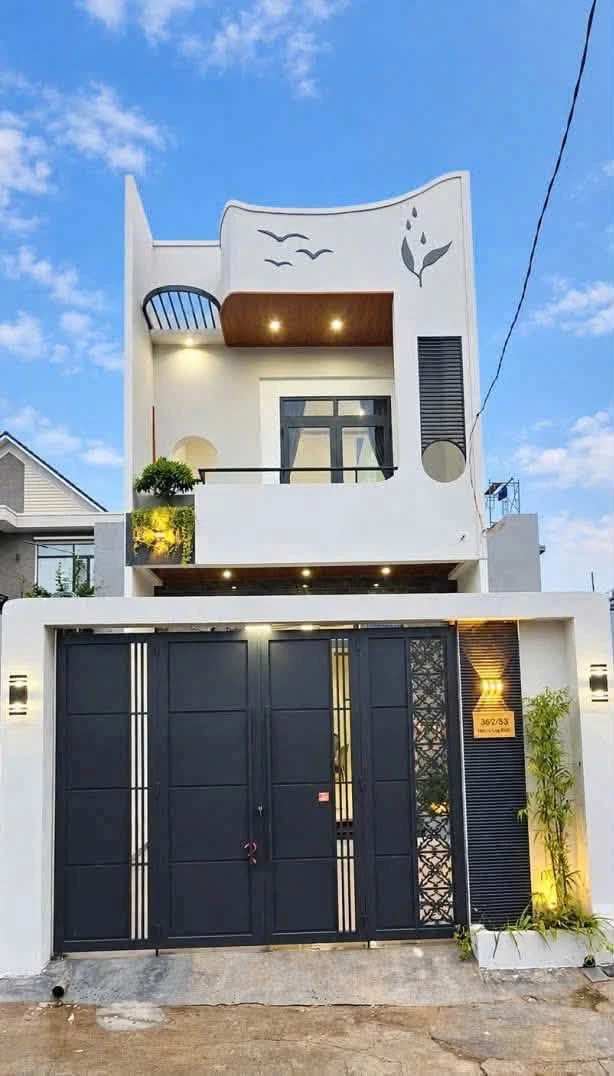 Bán nhà mới P. Long Bình 97m² 4PN, 3 tỷ 850 - Ảnh 1