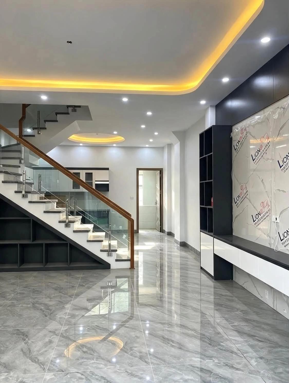 Bán nhà 3 tầng, 3PN, 72m² giá 3 tỷ Cao Thắng - Ảnh 1