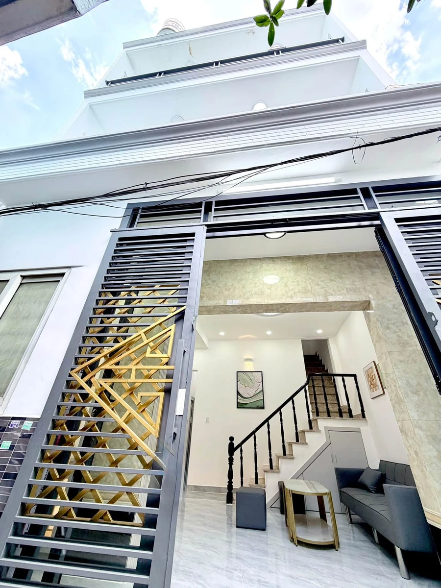 Nhà 3 tầng bán 5 tỷ 380 triệu, 39m² Quận 7 - Ảnh thu nhỏ 2
