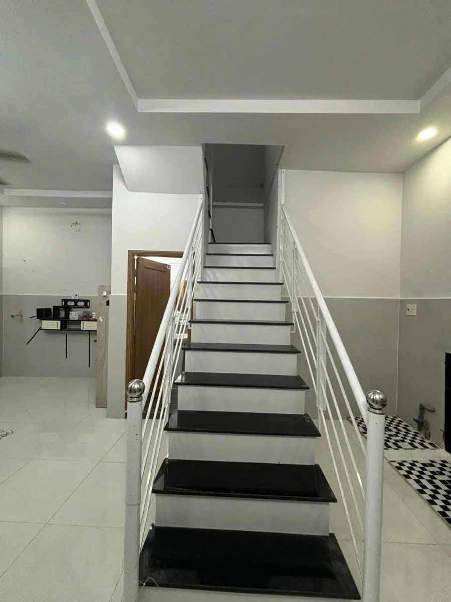 Bán nhà hẻm Lê Thị Riêng, 51.8m2, Rạch Giá, 950 triệu - Ảnh thu nhỏ 5