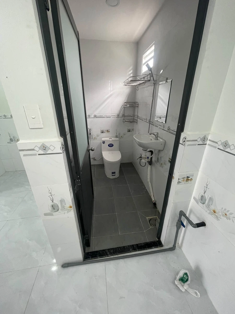 Bán nhà 2 phòng ngủ 62m2 gần công ty Bonchen Biên Hòa 850 triệu - Ảnh thu nhỏ 3