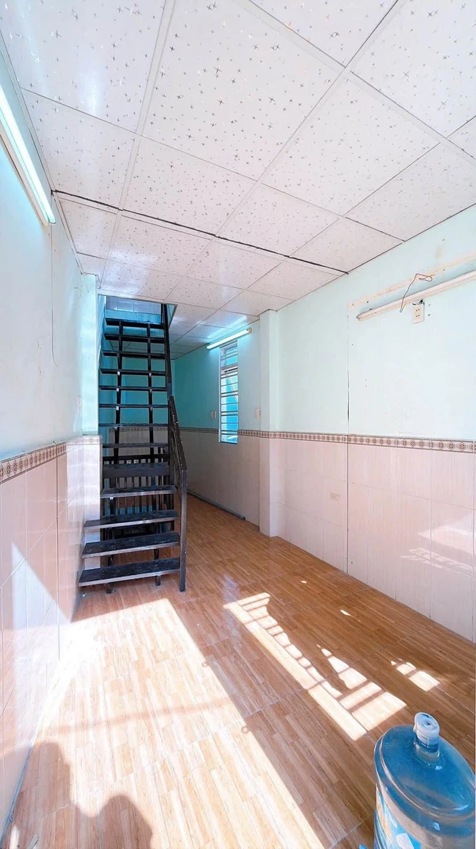 Bán nhà 2 tầng Đoàn Văn Bơ, Quận 4, 45m2, 2,55 tỷ - Ảnh thu nhỏ 2
