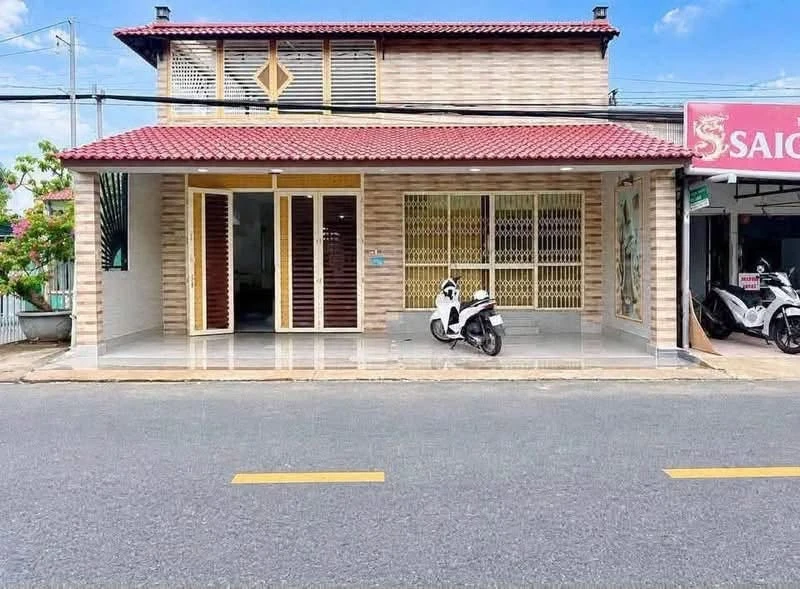 Cho thuê nhà mặt tiền đường 173, 600m2, 2 căn nhà, giá 8 triệu/tháng, Sơn Đông, Bến Tre - Ảnh 1