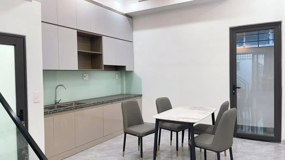 Bán nhà 59m² 4 phòng Trần Nguyên Hãn khu dân sinh - Ảnh thu nhỏ 3