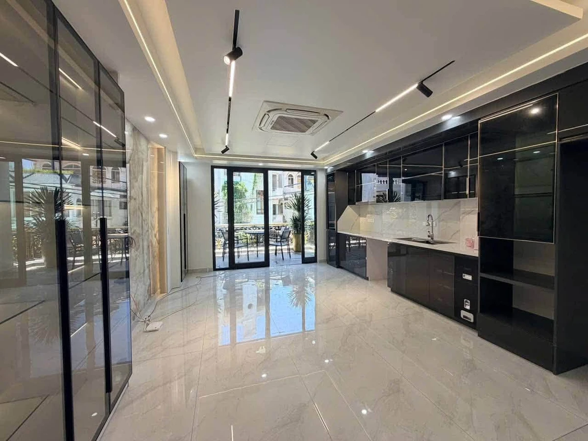 Bán nhà mặt đường 5 tầng 90m2 có thang máy tại Đông Trà, Lê Chân, Hải Phòng giá 11,2 tỷ - Ảnh thu nhỏ 4