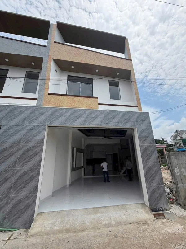 Bán nhà 1 trệt 1 lầu 140m² Hố Nai Biên Hòa 2,75 tỷ