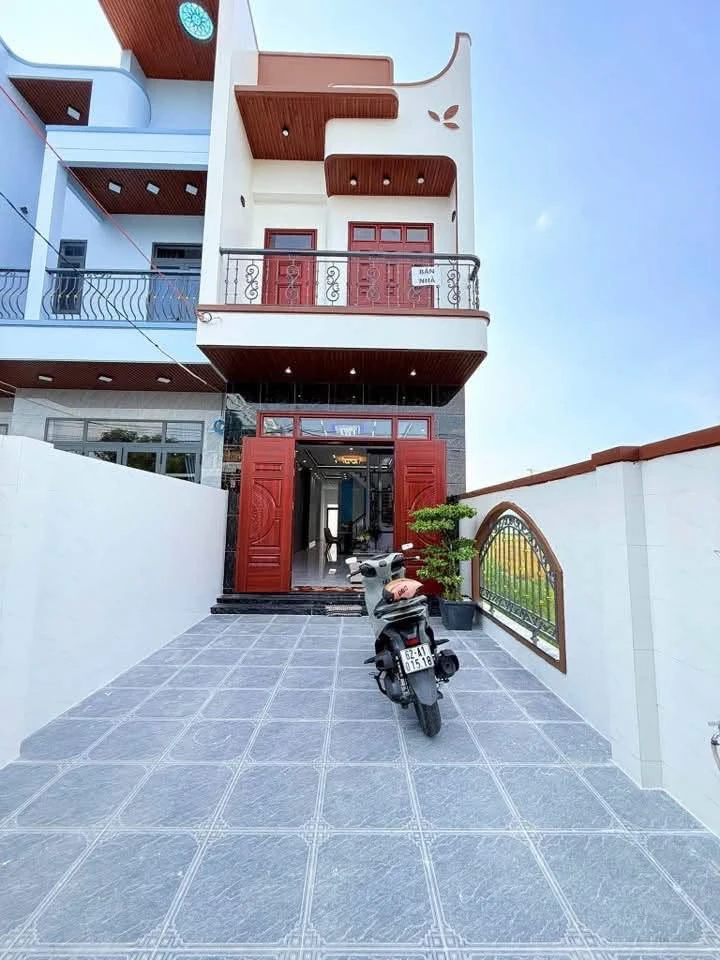 Bán nhà 1 trệt 1 lầu 143.6m² tại Cần Giuộc Long An - Ảnh thu nhỏ 2