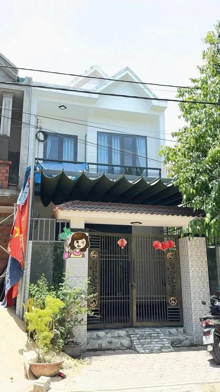 Bán đất kèm nhà cấp 4, 123.5m2, 2 mặt tiền, Quận 9 pcccc