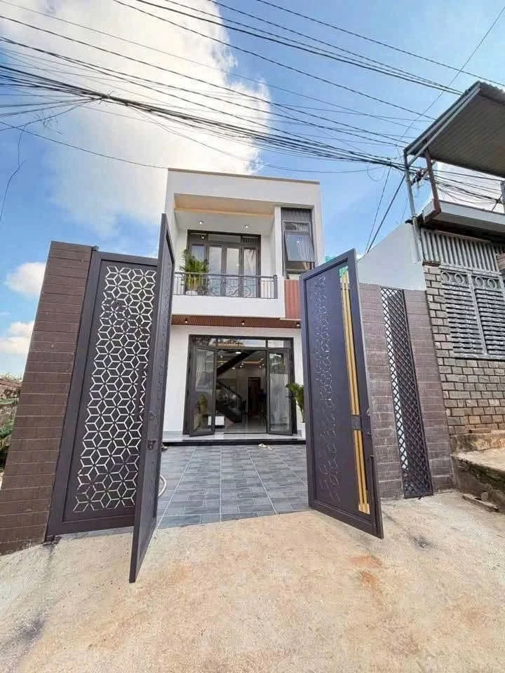 Nhà lầu Phước Tân 130m² 3 phòng ngủ, sổ hồng riêng - Ảnh 1