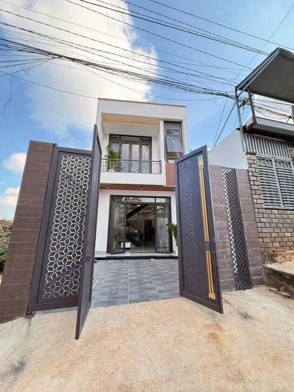 Nhà lầu Phước Tân 130m² 3 phòng ngủ, sổ hồng riêng