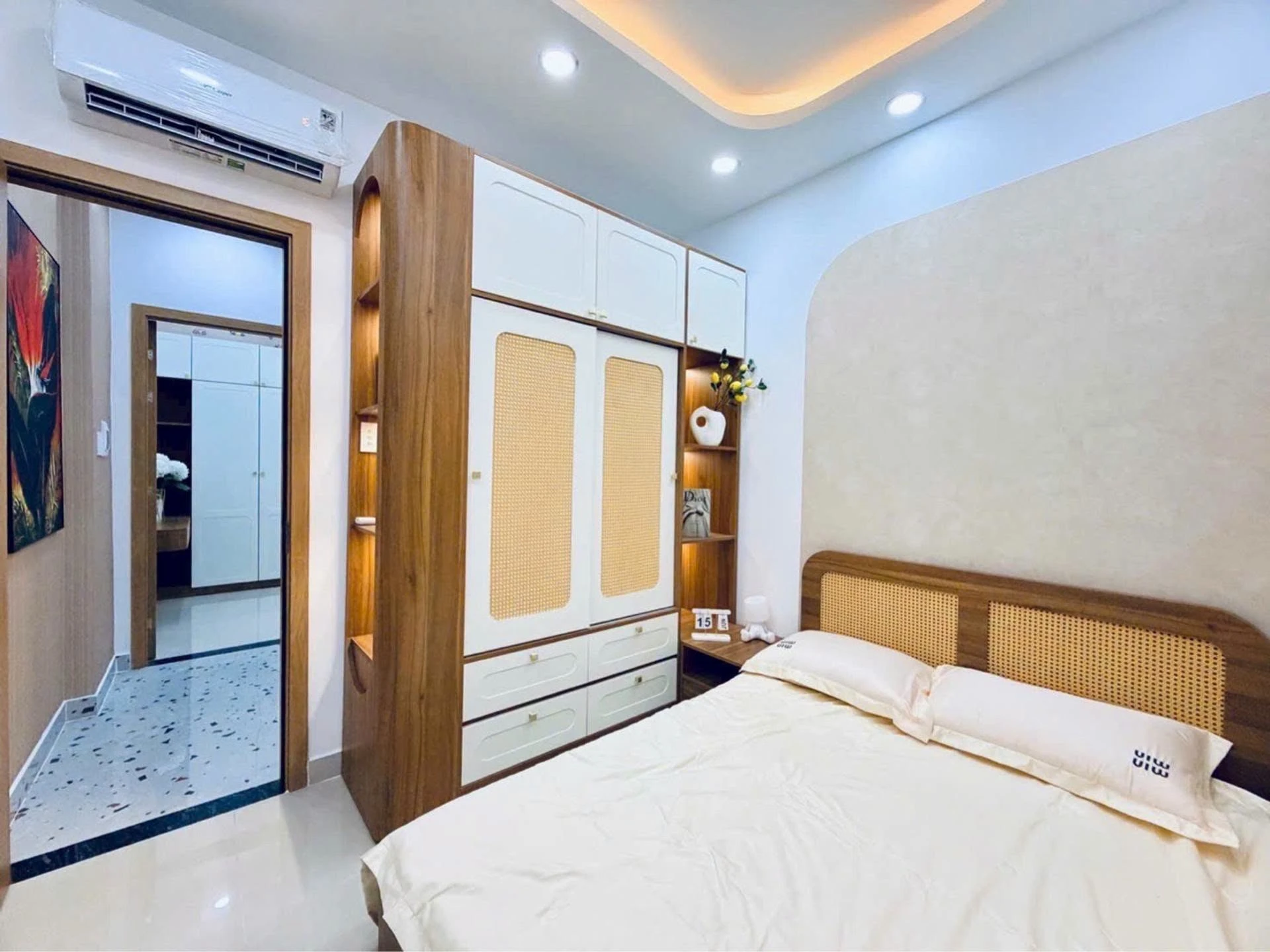 Bán nhà 2 tầng 4x8m, 2PN 2WC, full nội thất, gần công viên Làng Hoa Gò Vấp - Ảnh 1
