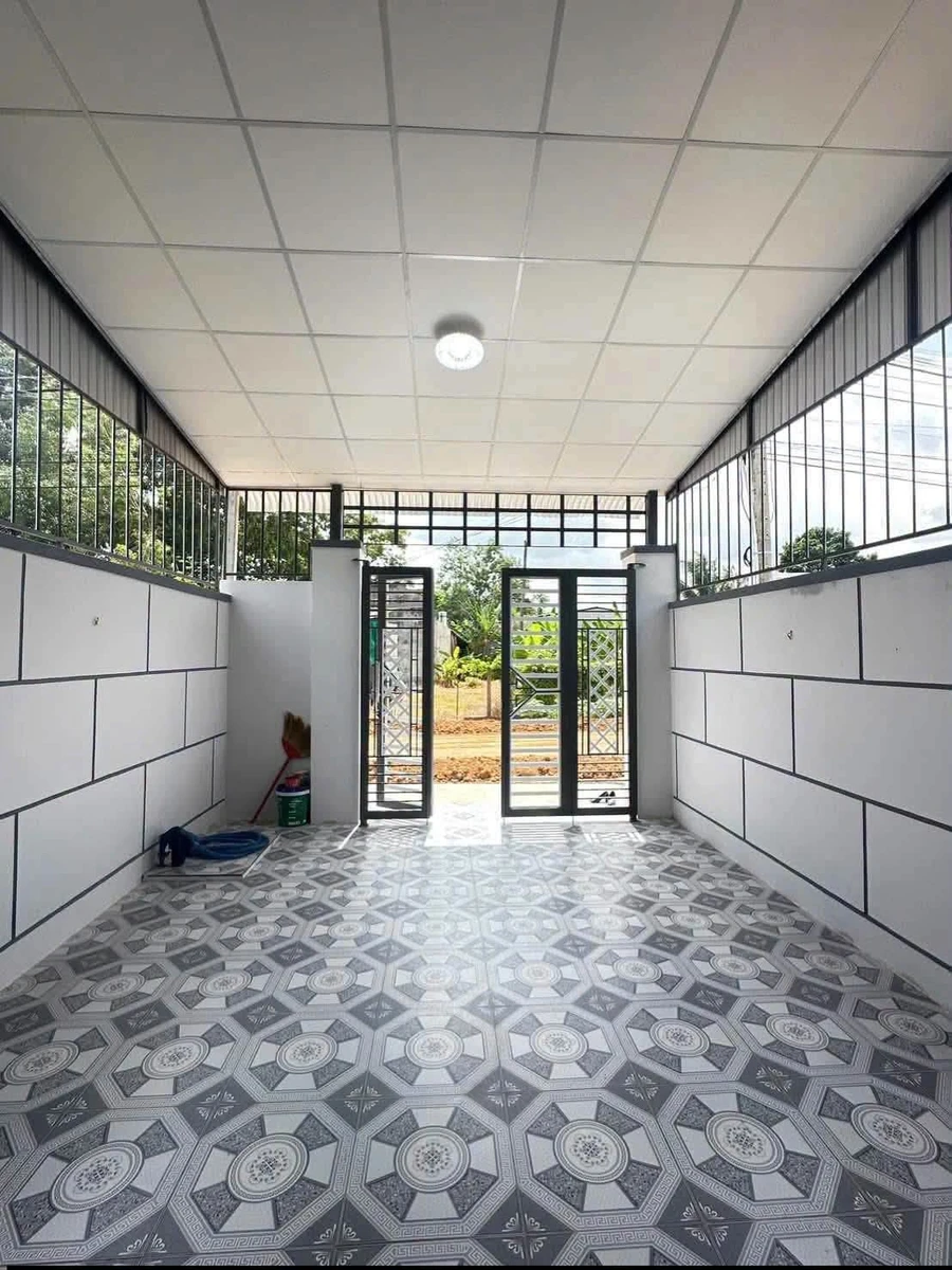 Bán nhà phố 2PN 80m² sân ô tô Tây Ninh 1,2 tỷ - Ảnh thu nhỏ 3