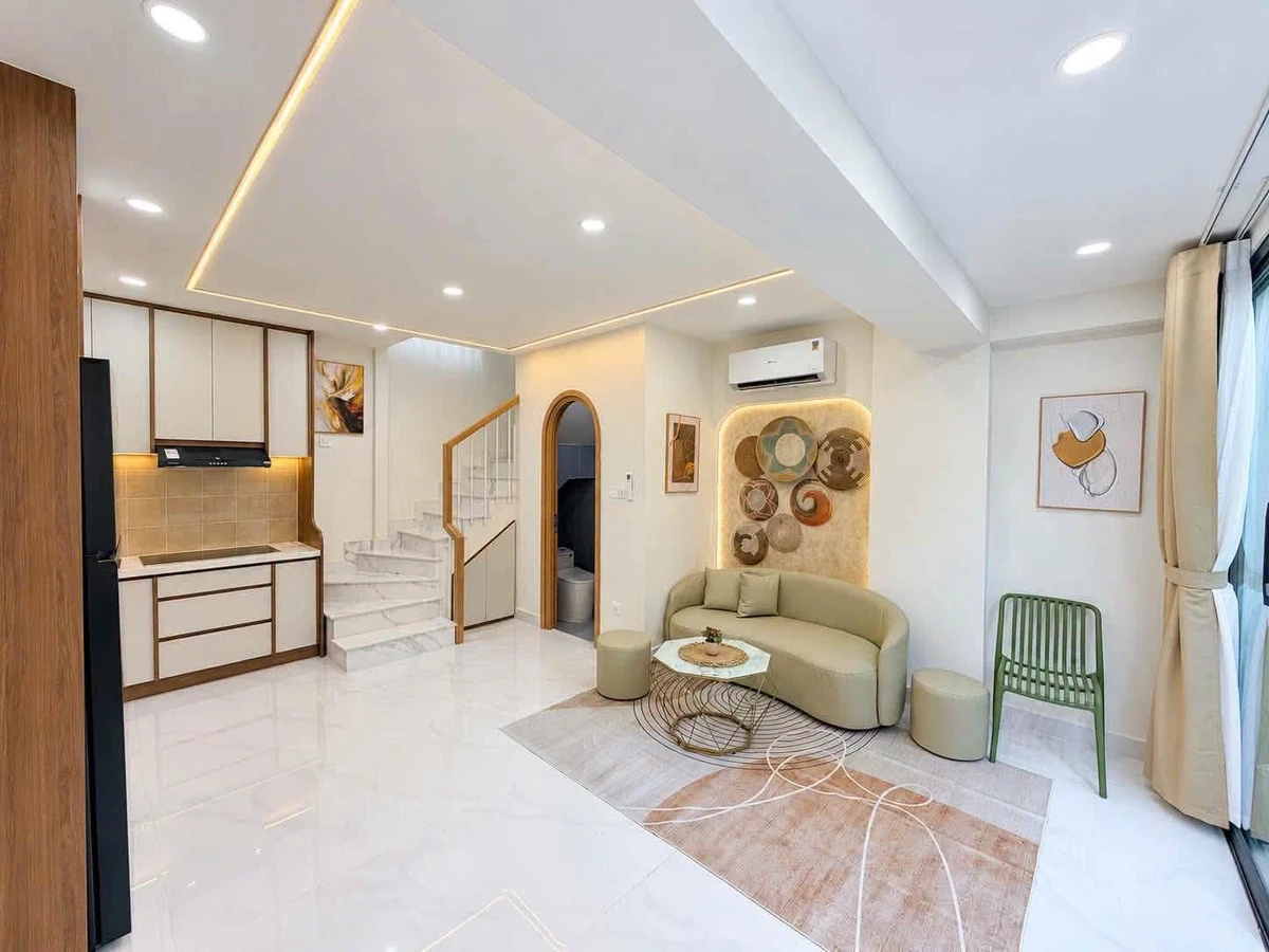 Bán nhà 31m² mặt tiền Dương Quảng Hàm, Gò Vấp, 4.98 tỷ - Ảnh thu nhỏ 2