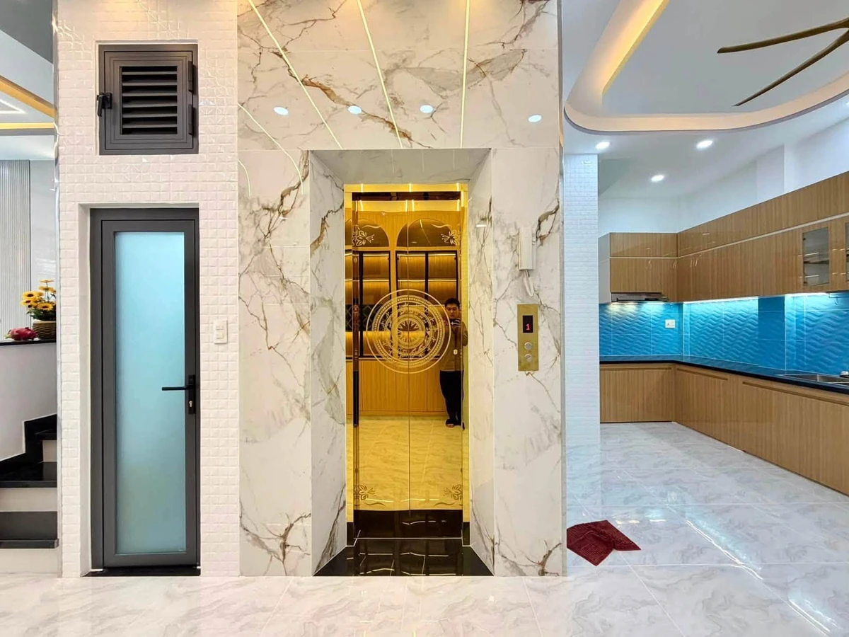 Bán nhà mới 4 tầng có thang máy 56m2 đường Vạn Kiếp, Bình Thạnh, giá 9,6 tỷ - Ảnh thu nhỏ 3