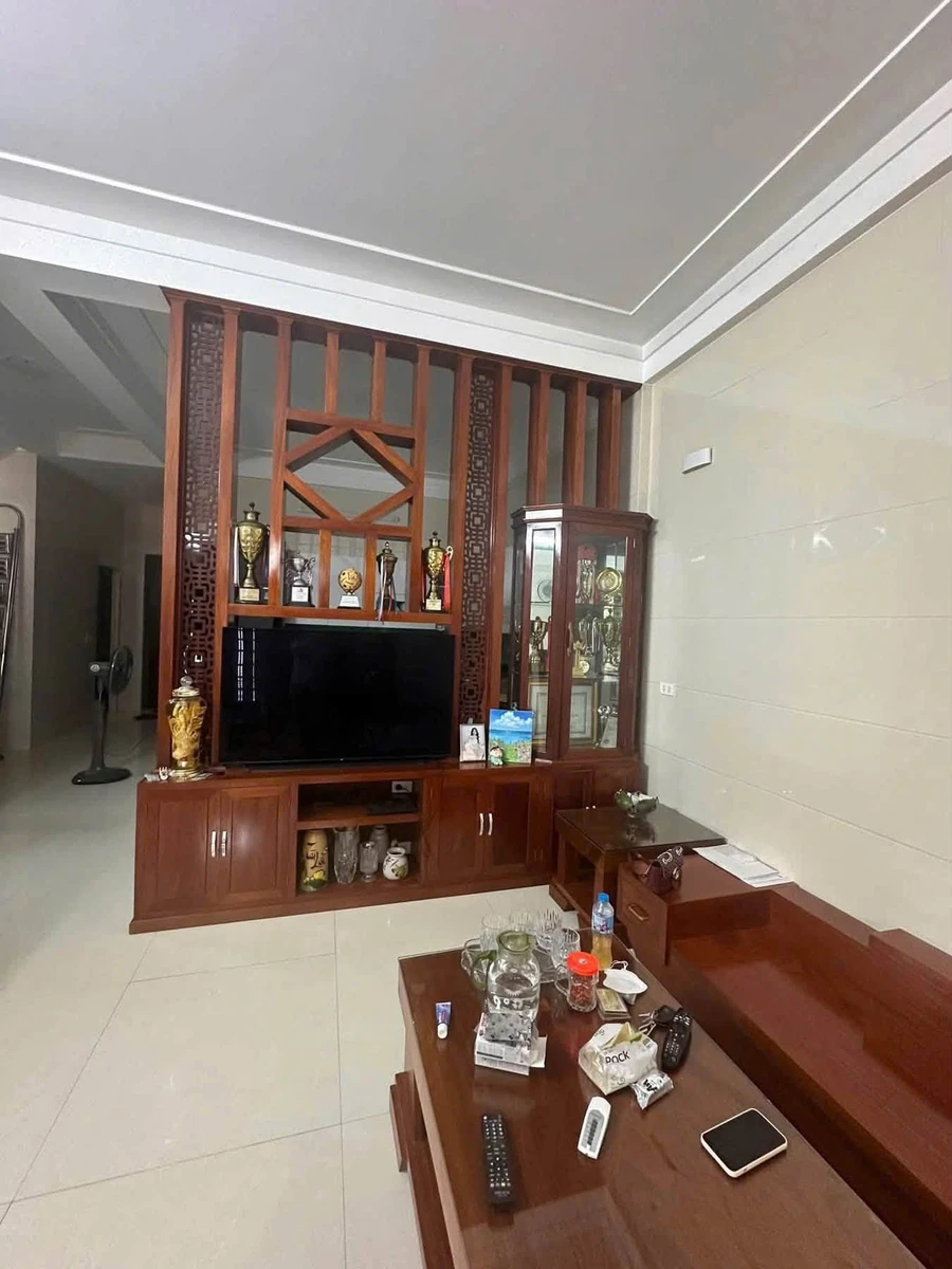 Bán nhà mặt đường Hoàng Văn Bá, TP Vinh, 110m² 3PN 2WC - Ảnh thu nhỏ 2