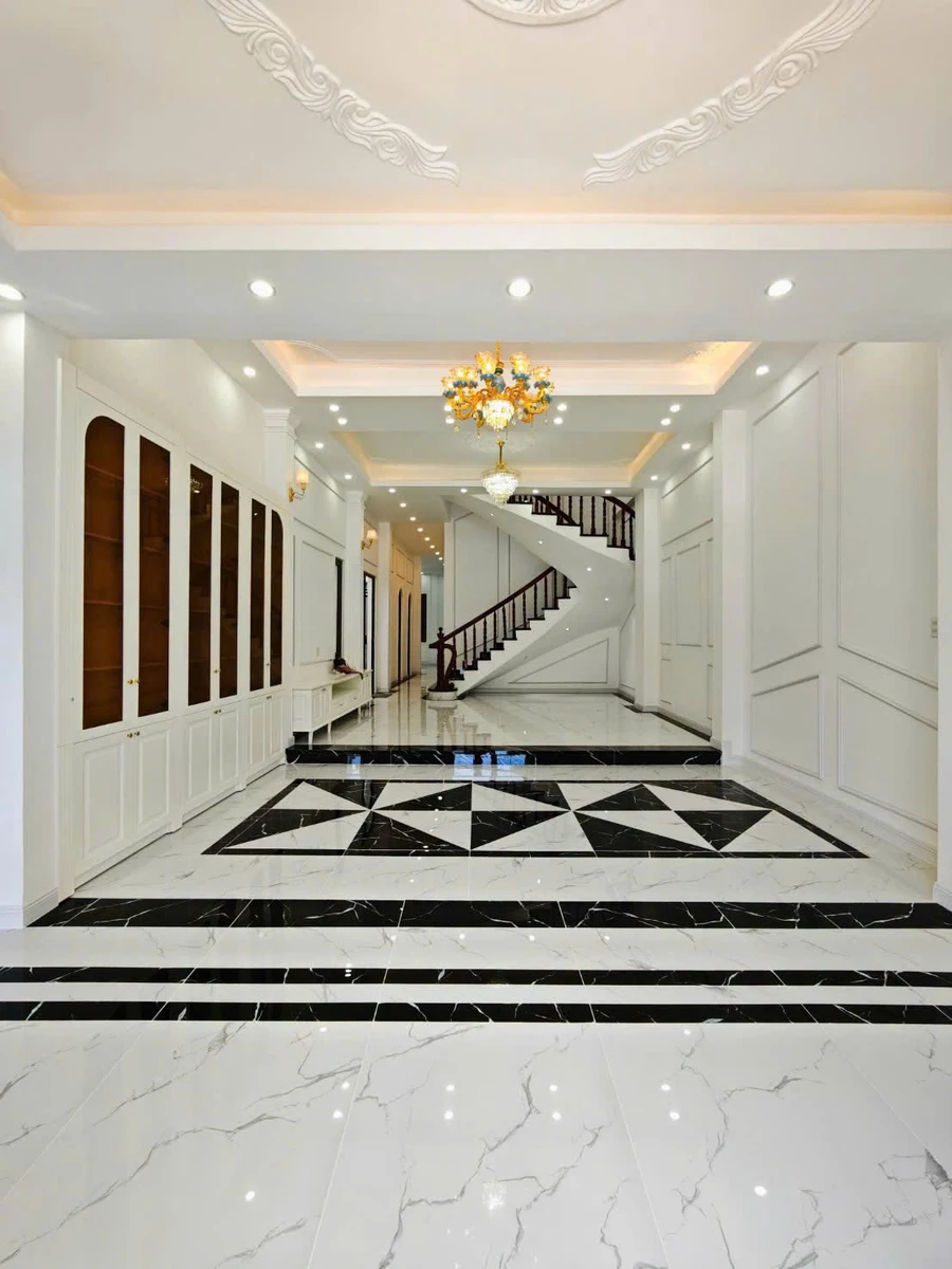 Bán nhà mặt tiền Thành Thái, Rạch Giá 164m², 4PN 5.49 tỷ - Ảnh thu nhỏ 3