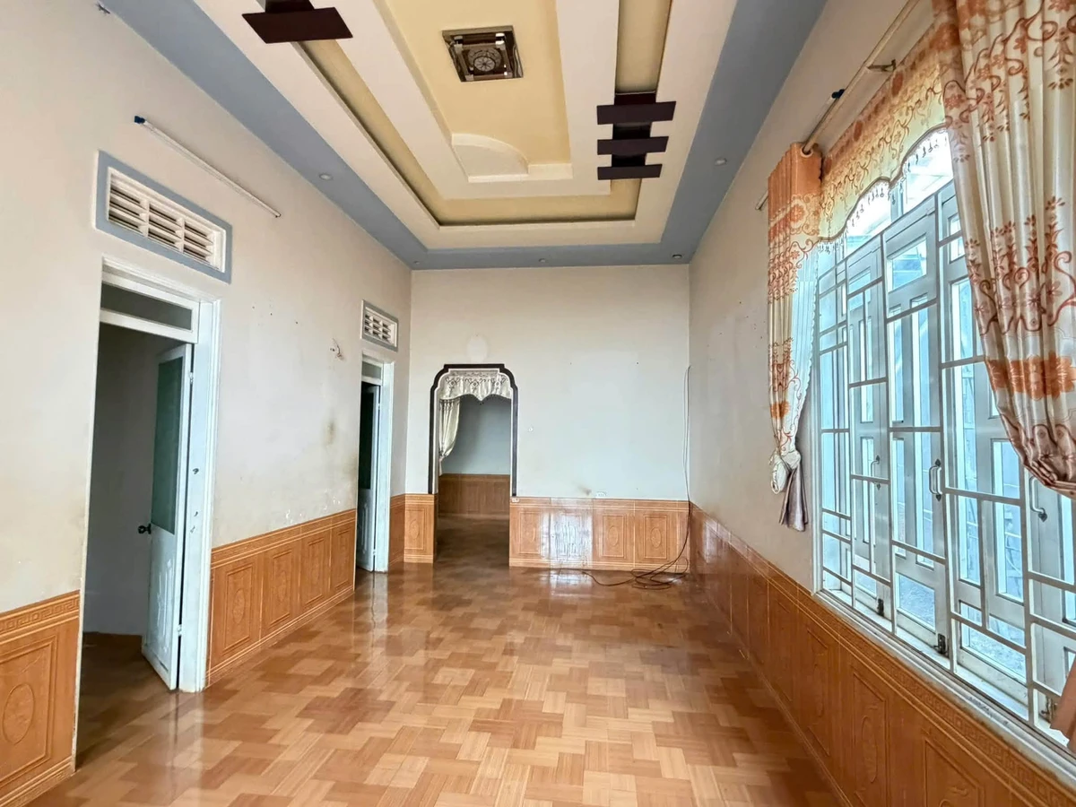 Bán nhà 12x17m, 3PN, 2WC tại Hàng Hiếm, giá 1,7 tỷ - Ảnh thu nhỏ 5