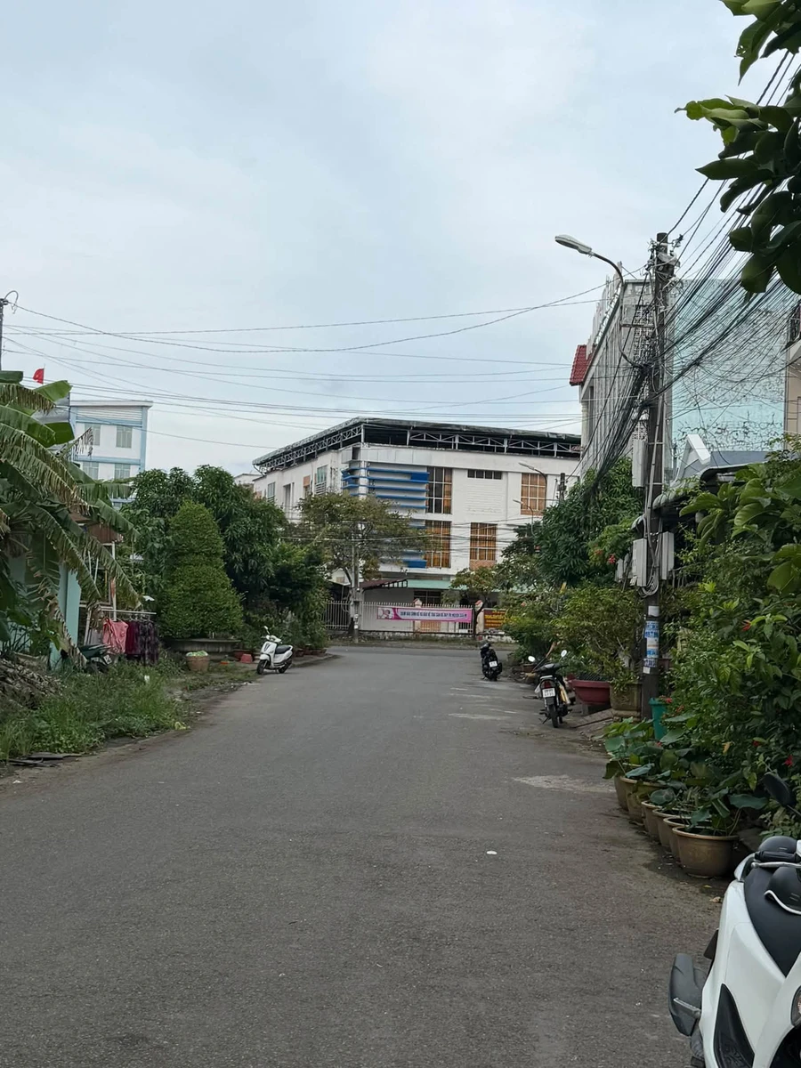 Bán dãy nhà trọ 6 phòng 1 lầu 217,6m2 đường Thoại Ngọc Hầu, Cà Mau - Ảnh thu nhỏ 5