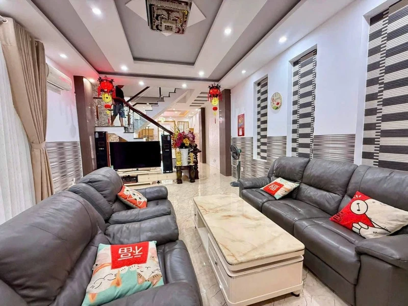 Bán nhà 1 trệt 2 lầu 87,5m2 Khu TĐC 30/4 Long Toàn, TP Bà Rịa, giá 5,95 tỷ