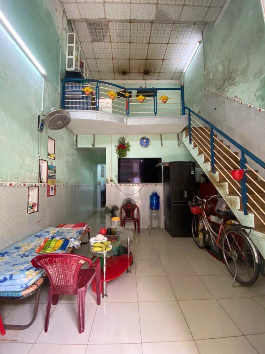 Bán nhà hẻm 42m² Trần Hưng Đạo Quy Nhơn 1 tỷ 350 triệu - Ảnh thu nhỏ 2