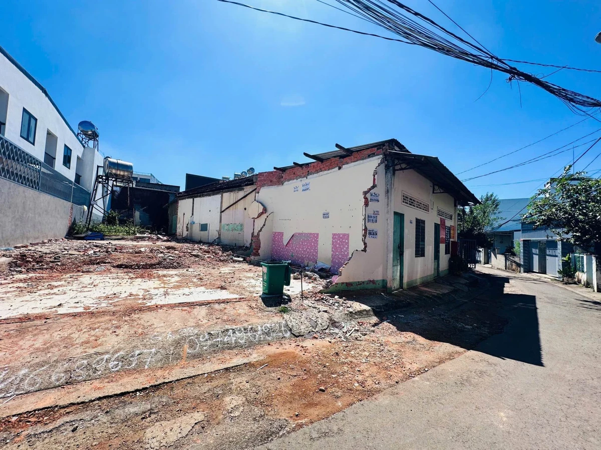 Bán đất thổ cư 40m² hẻm Phan Chu Trinh, Quận 11 chỉ 2,49 tỷ - Ảnh thu nhỏ 2