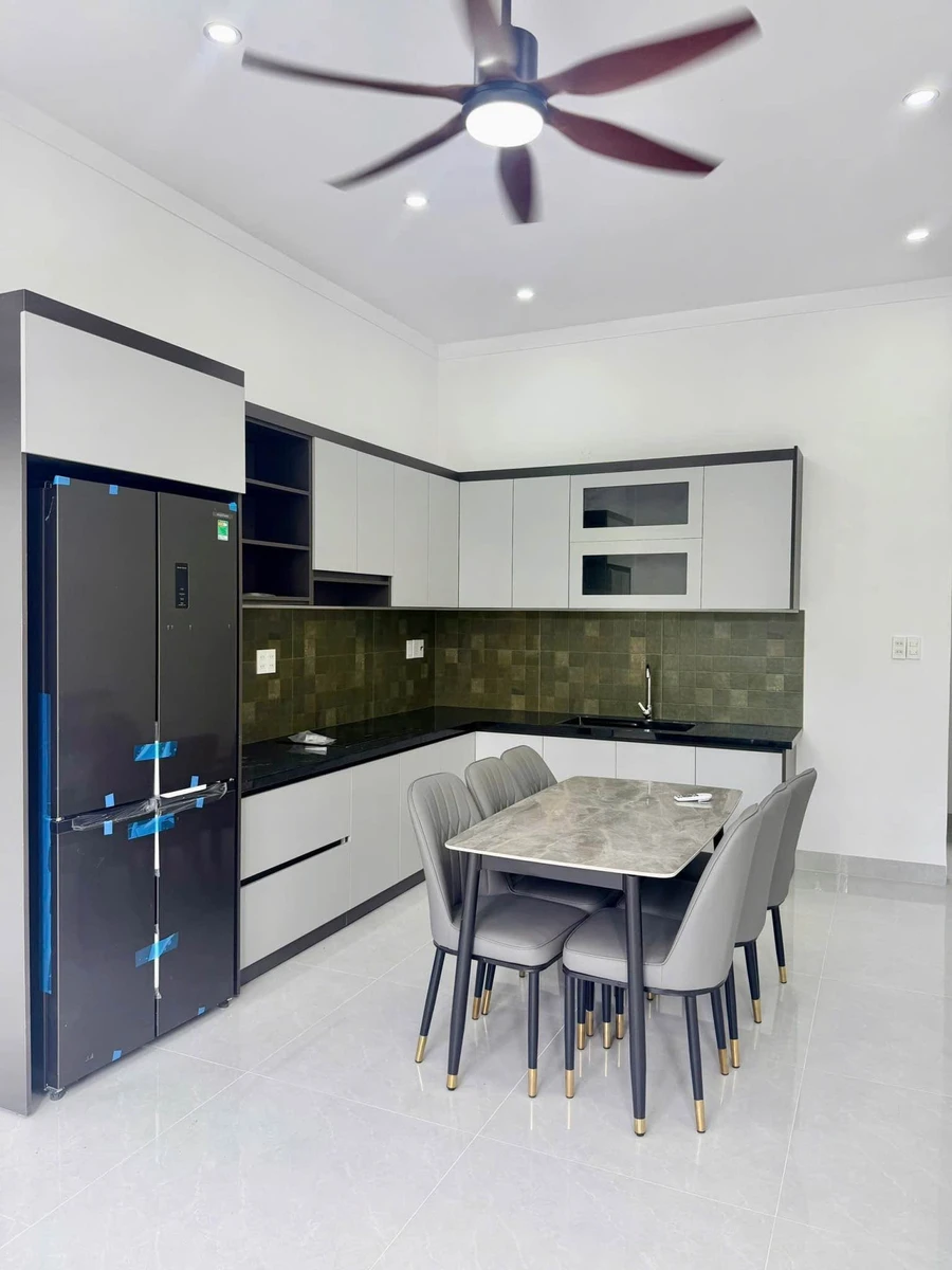 Nhà phố 100m² 3 phòng ngủ Nguyễn Duy Trinh 3 tỷ 880 - Ảnh thu nhỏ 5