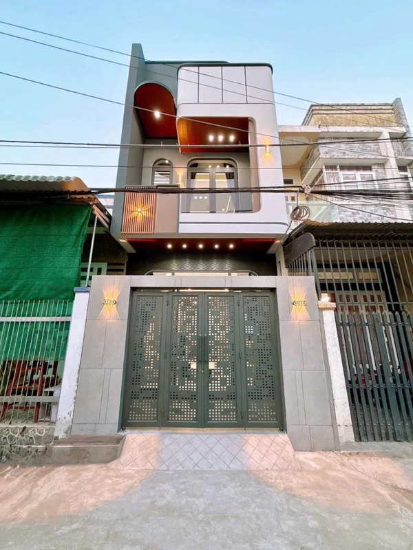 Bán nhà trệt lầu 3PN tại Cần Thơ, 130m2, 2 tỷ 750
