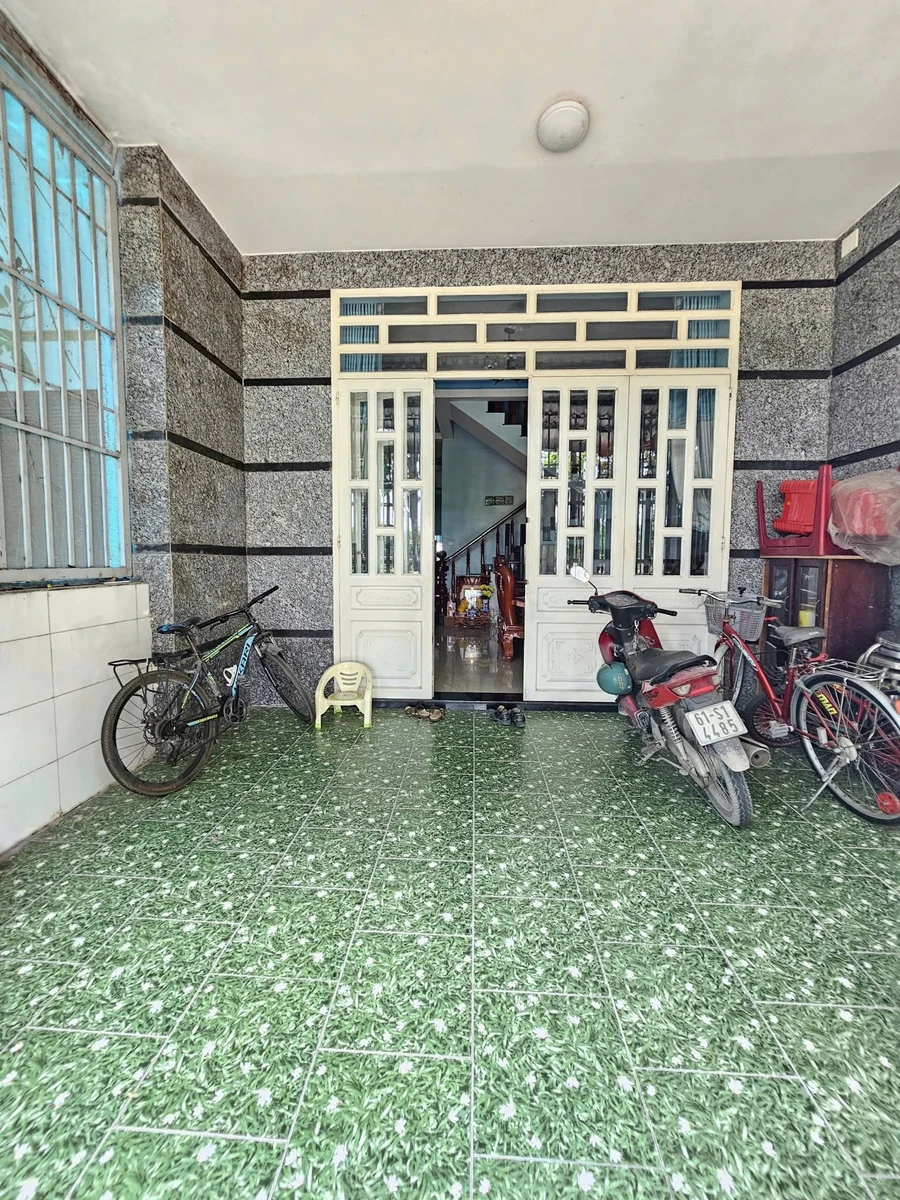 Bán nhà 90m2 4 tỷ 550 Tân Đông Hiệp Dĩ An - Ảnh thu nhỏ 2