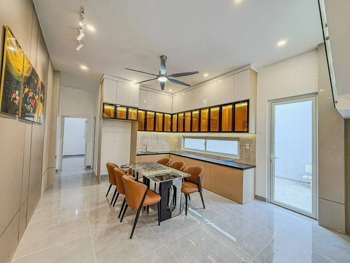 Bán nhà 3PN 90m² góc hẻm KĐT Tây Bắc Rạch Giá 3.85 tỷ - Ảnh thu nhỏ 4