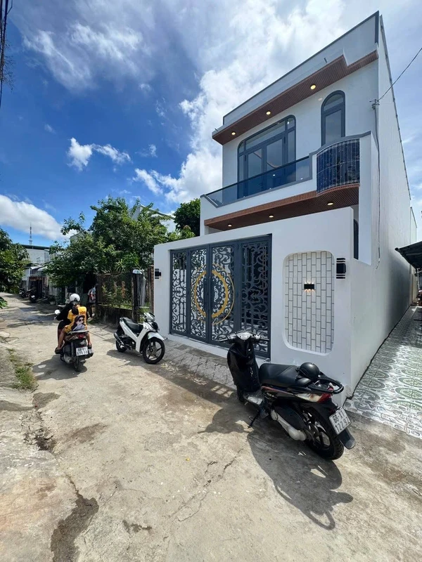 Bán nhà 2 phòng 64m² trung tâm Đà Lạt 3.3 tỷ 16ty500trieu