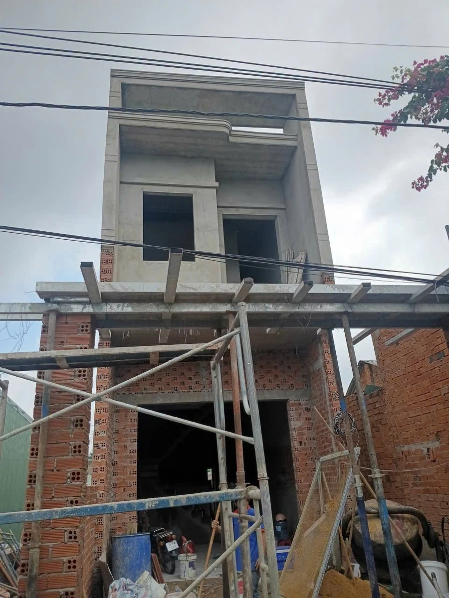 Bán nhà sổ riêng 90m² 4PN sân ô tô gần ĐT743, Bình Chuẩn, giá 3,85 tỷ - Ảnh thu nhỏ 2