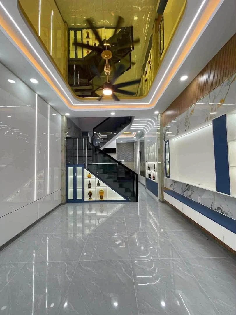 Bán nhà 1 trệt 2 lầu 70m², 4 phòng ngủ, có hoàn công, Phường Dĩ An, Bình Dương - Ảnh thu nhỏ 2