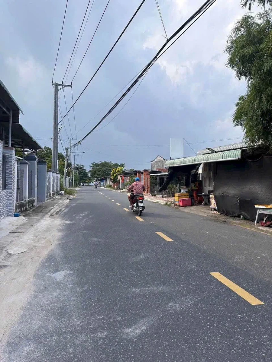 Bán nhà mặt tiền 100m² Tam Phước, Nhà Bè - Ảnh 1